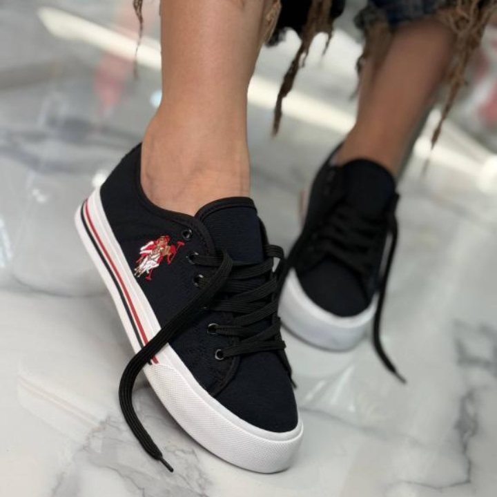 ونس polo